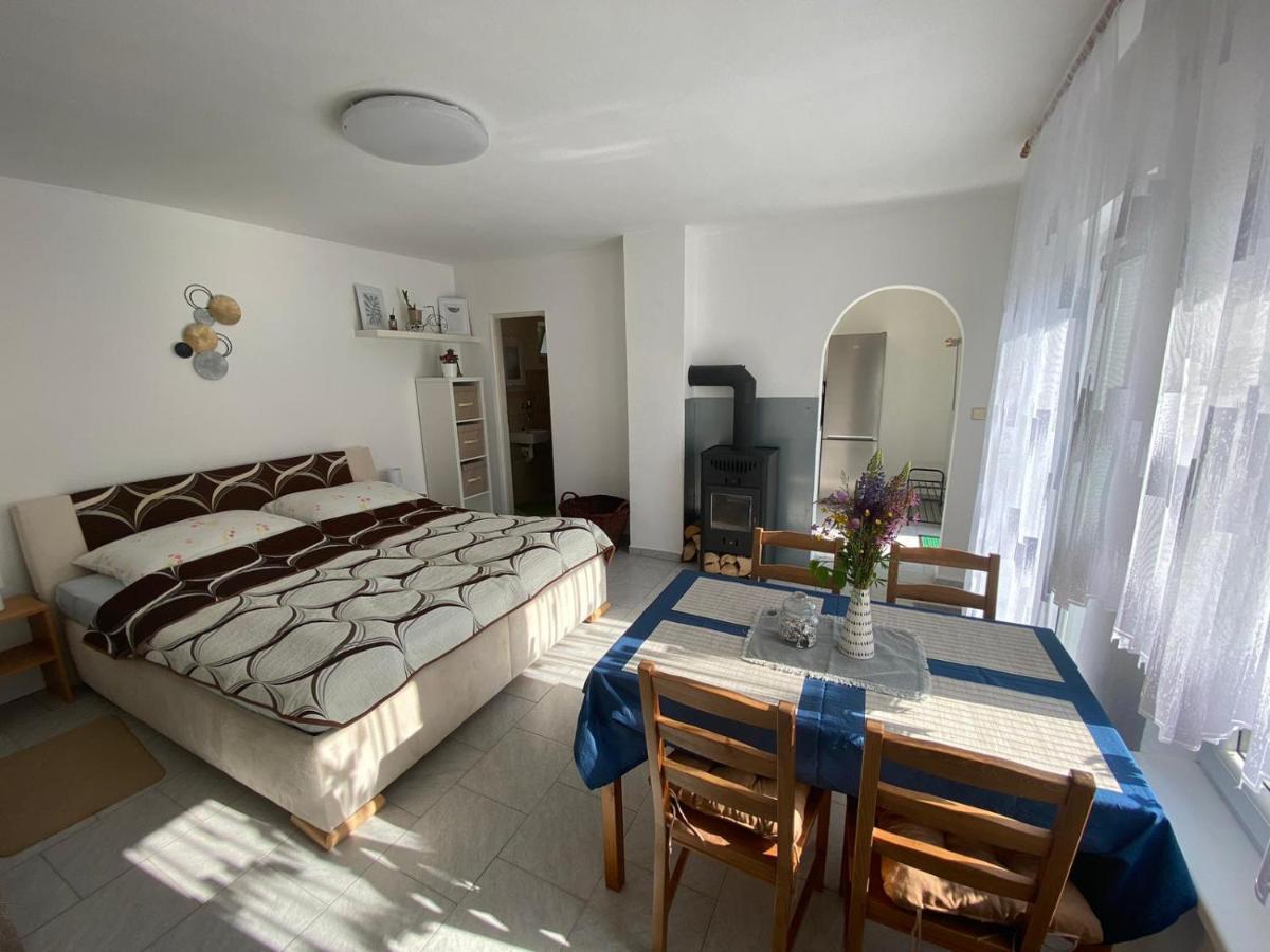 Apartman Beniskovec, ซุชโดล นาด ลูชนิซี ภายนอก รูปภาพ